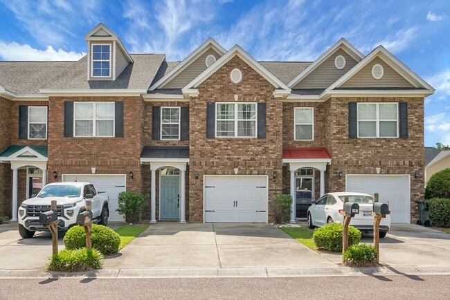 Building Photo - 102 Lamplighter Ln