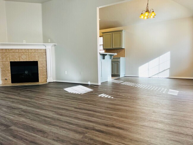 Foto del edificio - Updated 3BD 2BA Home Located in a Great Norman Neighborhood!!