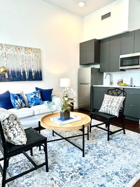 Photo - Redwood Place Apartments