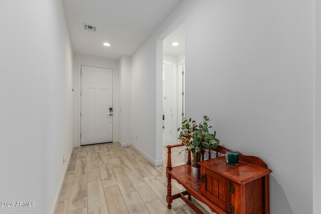 Foto del edificio - 3347 S 156th Ave