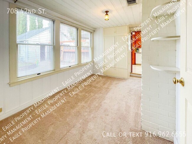 Foto del edificio - 2 BD 1 BA in East Sacramento