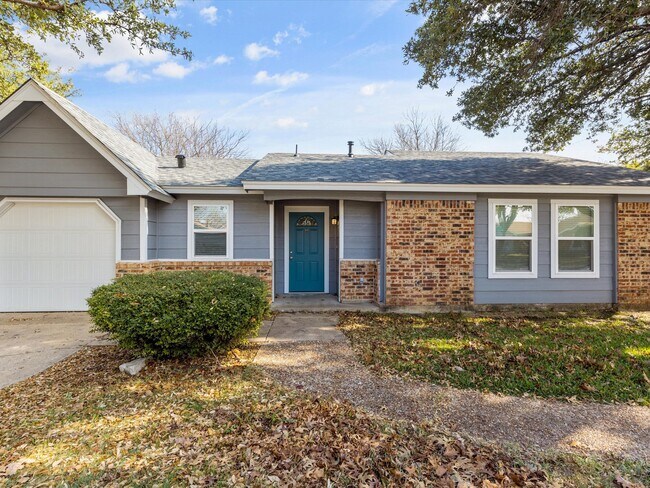 Building Photo - 4720 Oarlock Dr