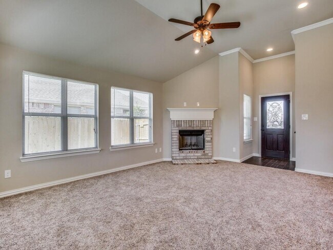 Building Photo - 4113 Bridle Path Ln