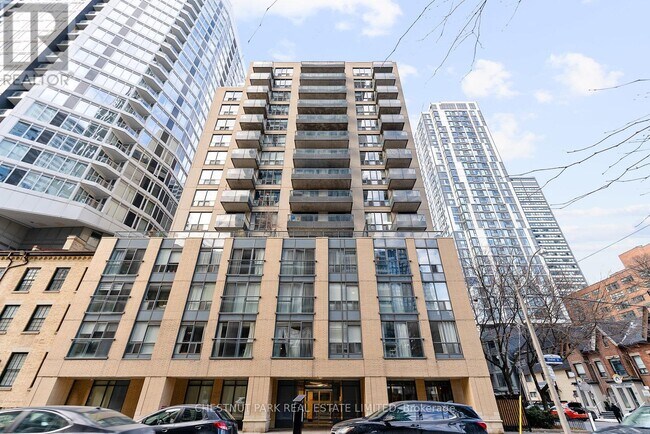 Building Photo - 76 Shuter St