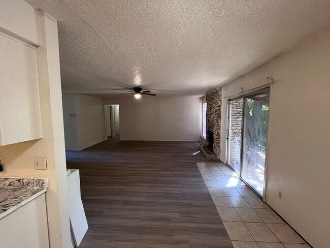 Building Photo - 2505 Chaparral Trail