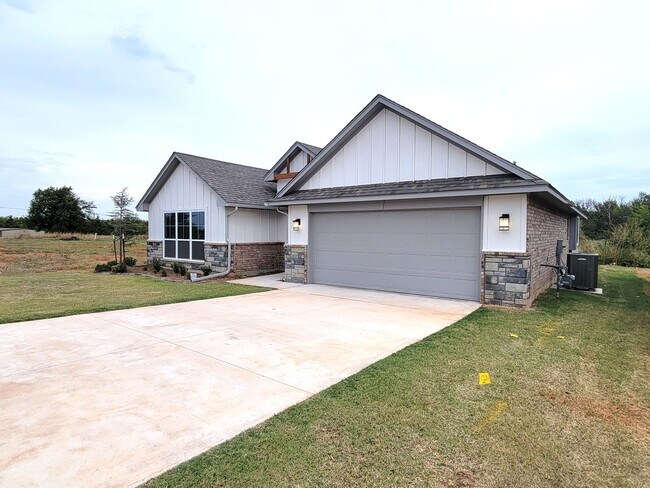 Foto del edificio - ASK ABOUT OUR MOVE-IN SPECIALS FOR THIS BR...