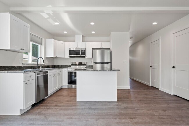 Foto del edificio - 527 Canterbury Ln