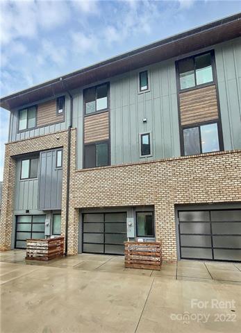 Building Photo - 2418 Dunavant St