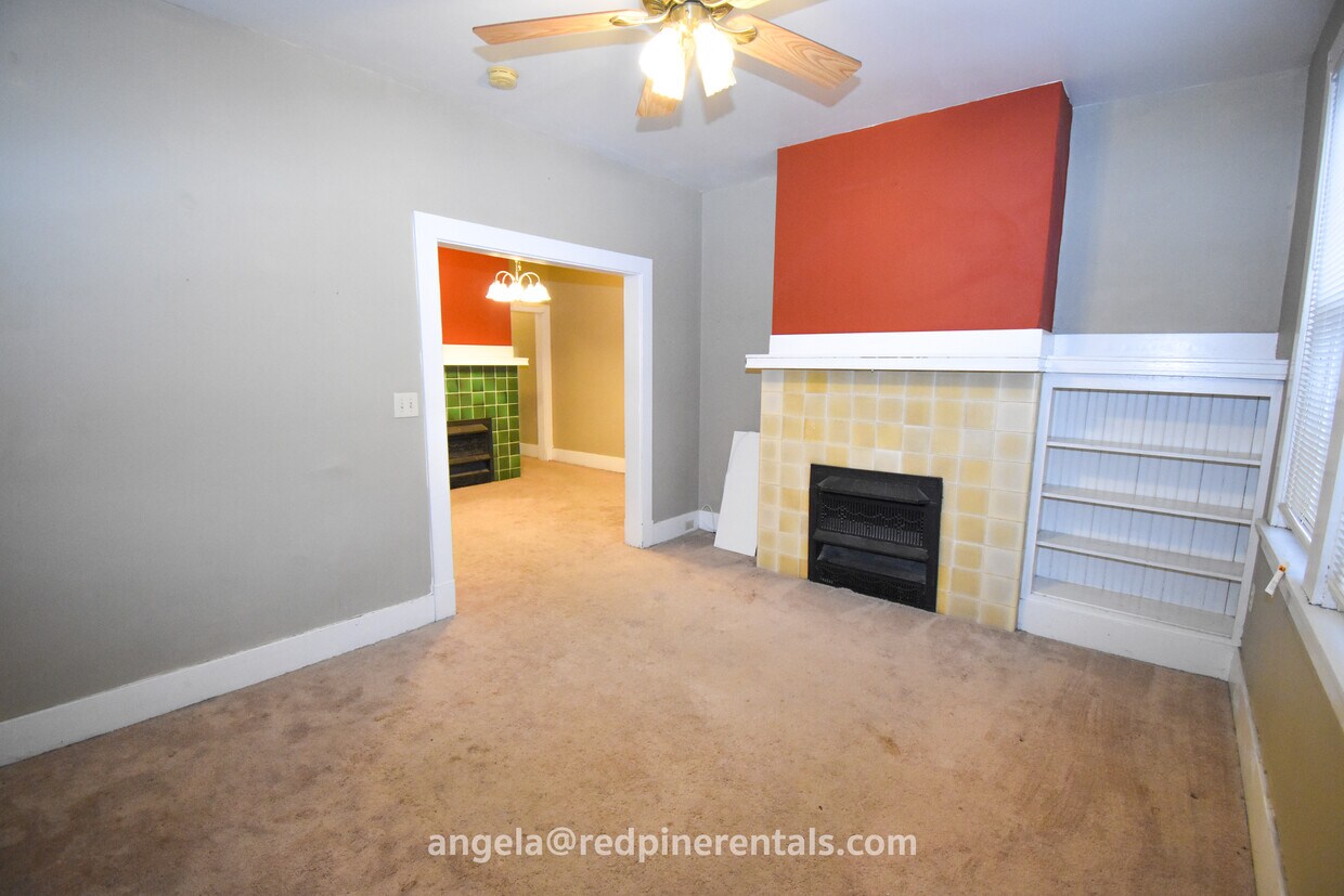 Primary Photo - 1832 Crafton Blvd