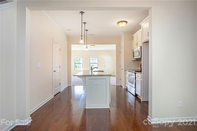 Foto del edificio - 4276 Sutwick Dr