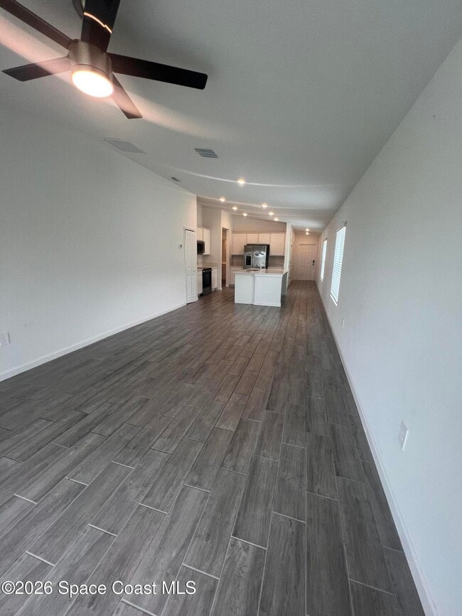 Building Photo - 1668 Colebrook Cir SW