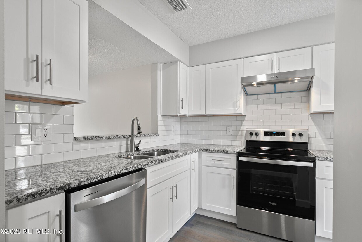 Foto principal - 7659 Arble Dr