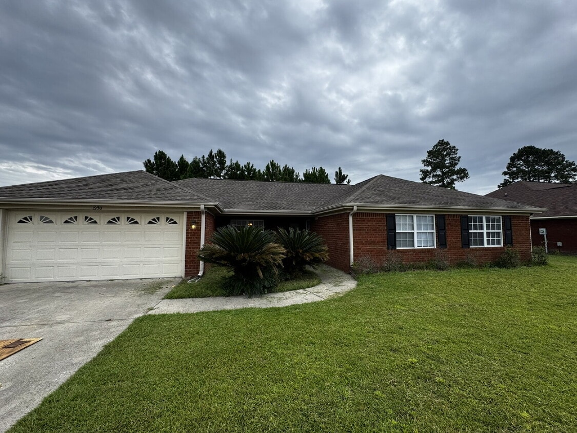 Primary Photo - Home for Rent