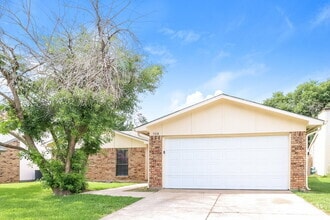 Building Photo - 7808 Bermejo Rd