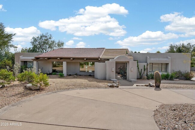 Foto del edificio - 8001 E Vista Bonita Dr