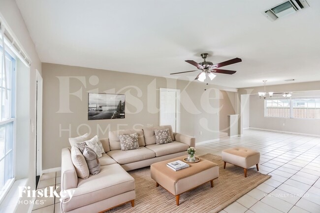 Foto del edificio - 7231 McArthur Pkwy