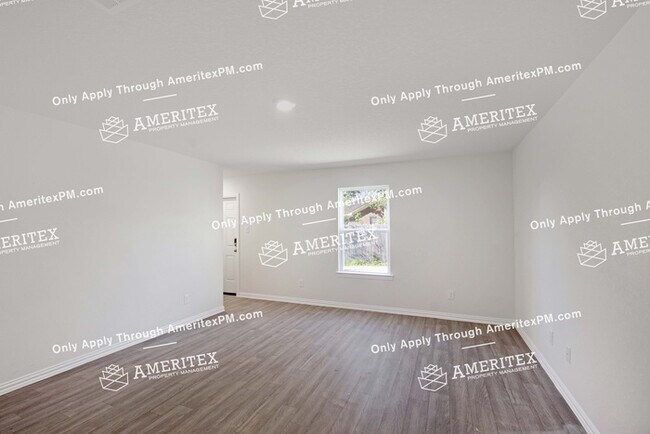 Building Photo - 3002 Walton Rd