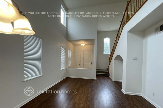 Building Photo - 1266 Tracy Cir