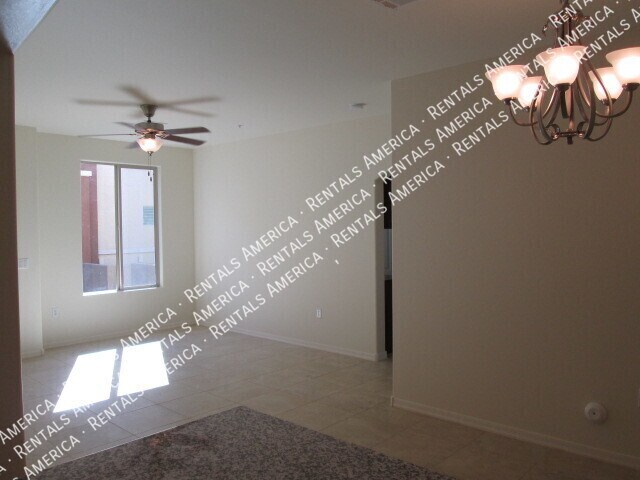 Foto del edificio - 7726 E Baseline Rd