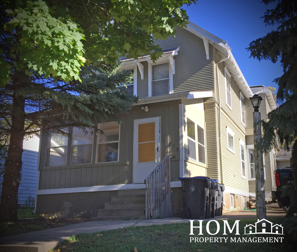 Primary Photo - 723 N 6th St