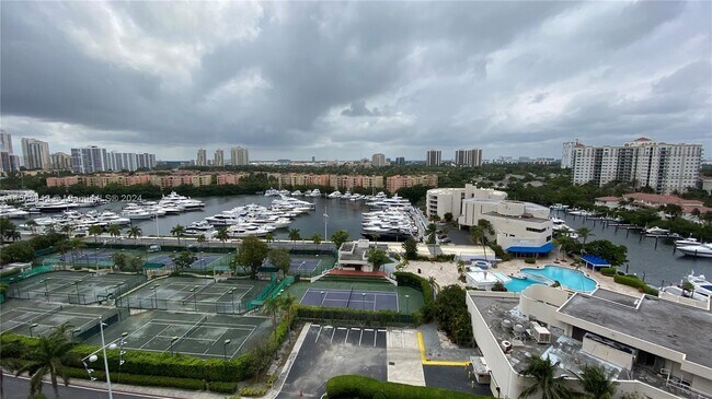 Building Photo - 19707 Turnberry Way