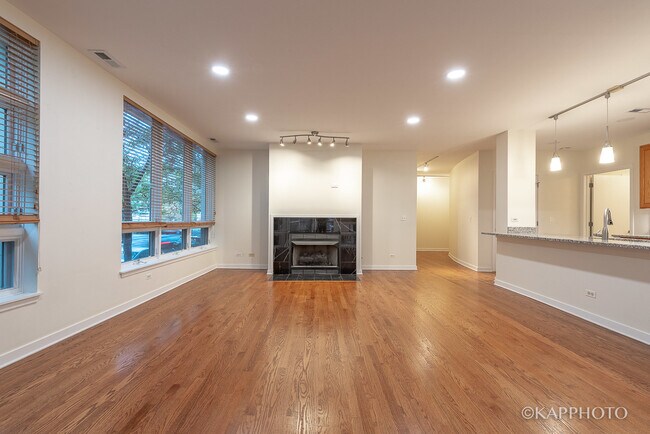 Foto del edificio - 1151 W Washington Blvd