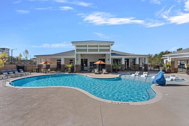 Building Photo - Hawthorne at Traditions