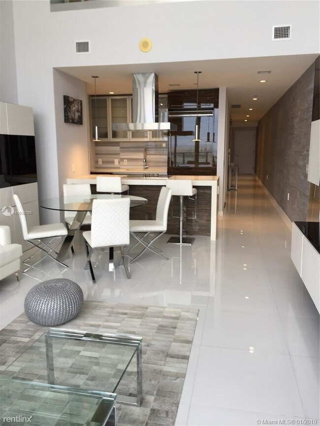 Foto del edificio - 1 br, 2 bath  - Marquis Condo