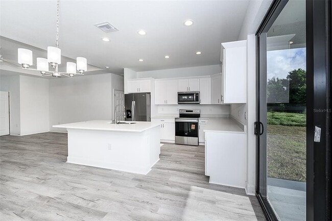 Building Photo - 3304 Glencove St
