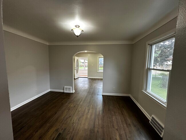 Foto del edificio - 7080 Highview St