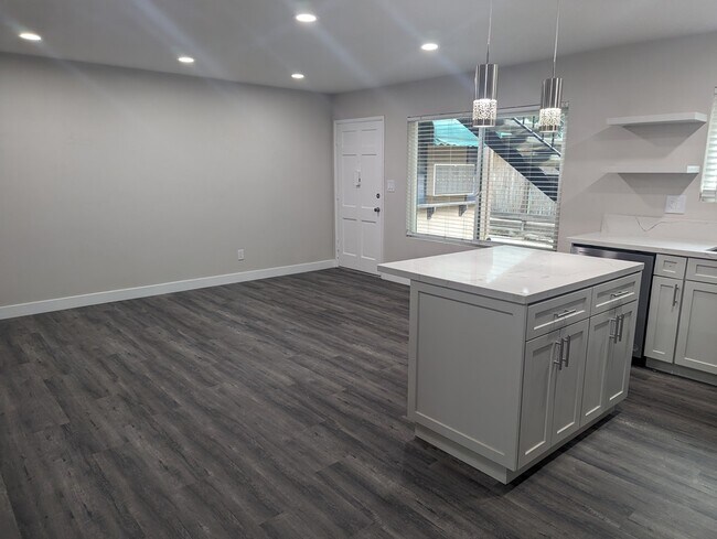 Building Photo - 4477 48th St