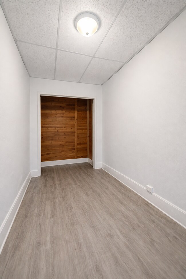 Foto del edificio - 907 Forest St