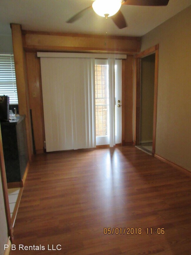 Foto del edificio - 3 br, 1.5 bath House - 2810 NW Ozmun Avenue