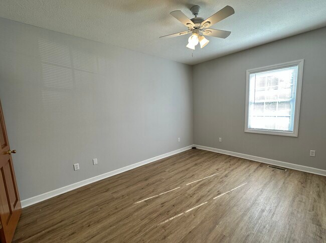 1st floor bedroom, office, bonus room - 756 Campbell Ave