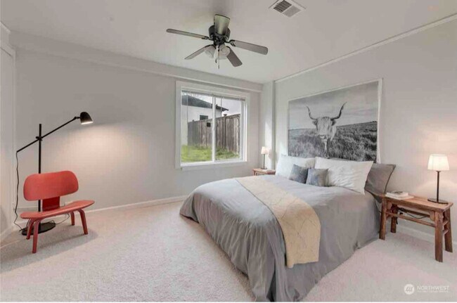 Building Photo - 8147 9th Ave SW