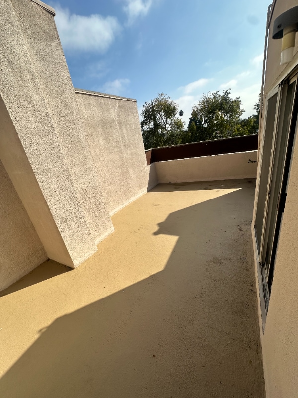 Foto del edificio - 15009 Moorpark St