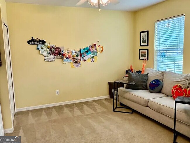 Foto del edificio - 135 Cedar Cir Dr