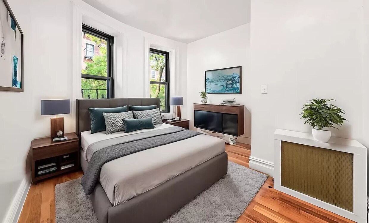 Foto del edificio - 322 W 11th St