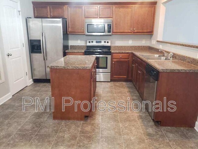 Building Photo - 609 Bonneville Ln
