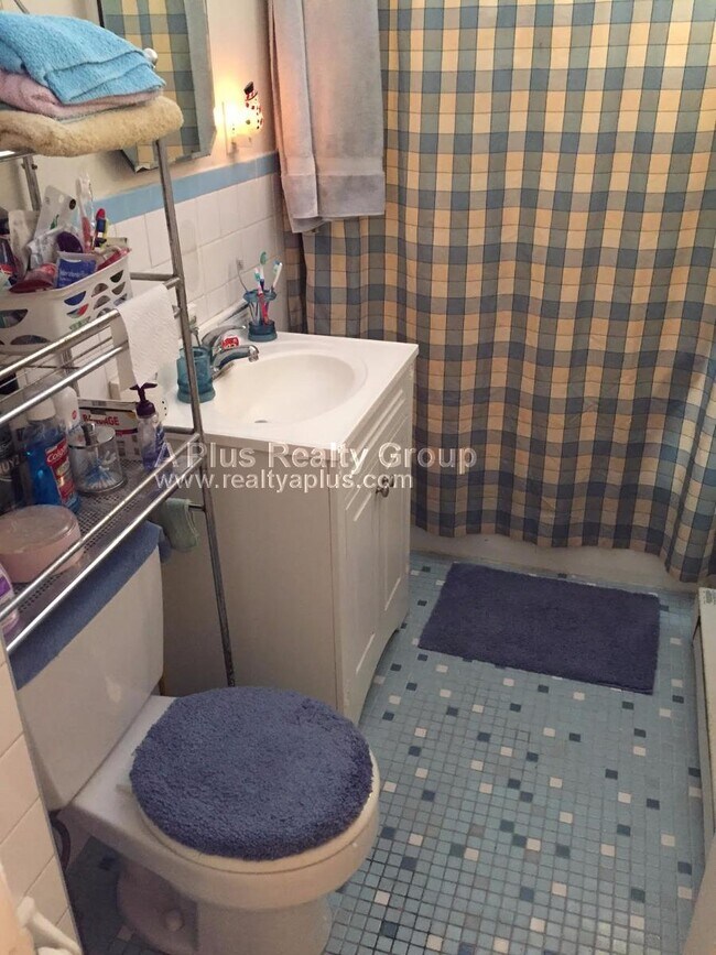 Foto del edificio - 10 Buckley Ave