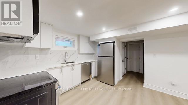 Photo du bâtiment - 19 Hawthorne Rd