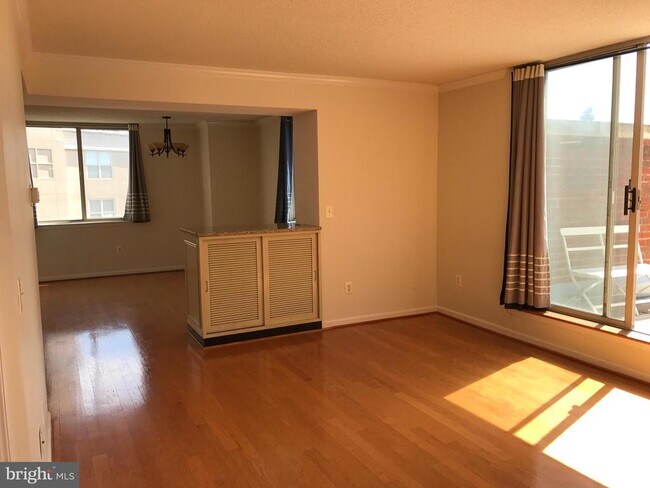 Foto del edificio - 3830 9th St N
