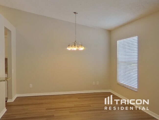 Foto del edificio - 10448 Hallmark Blvd
