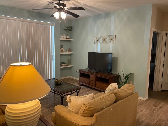 Foto del edificio - 8815 Dunes Ct