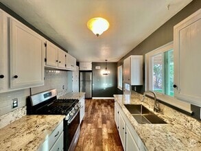 Building Photo - 8051 San Carlos Dr