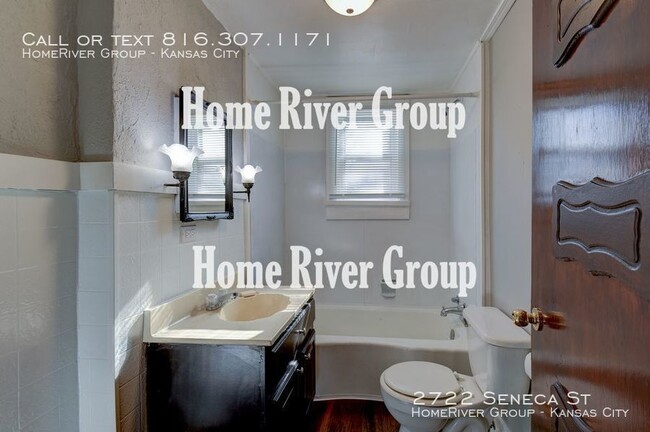 Building Photo - Charming 4 bed 2 bath 2-story home for rent!
