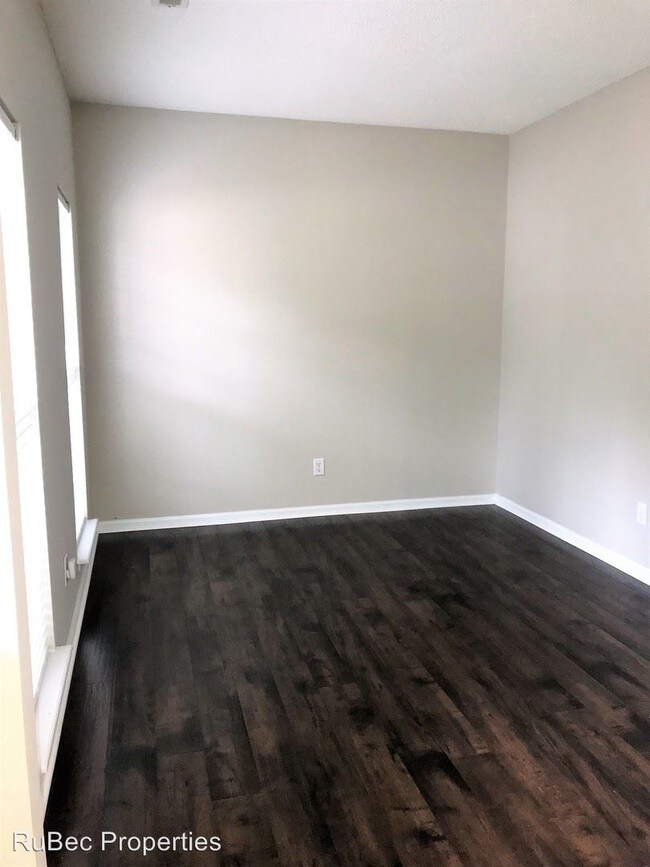 Foto del edificio - 4 br, 2.5 bath House - 743 West Cheval Drive