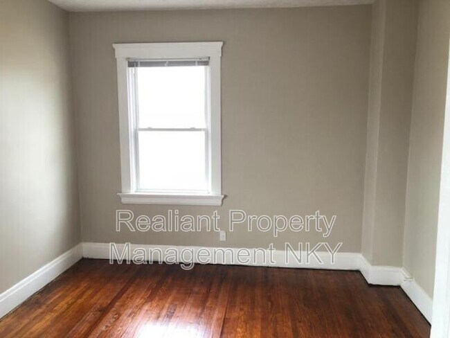 Building Photo - 3803 Park Ave