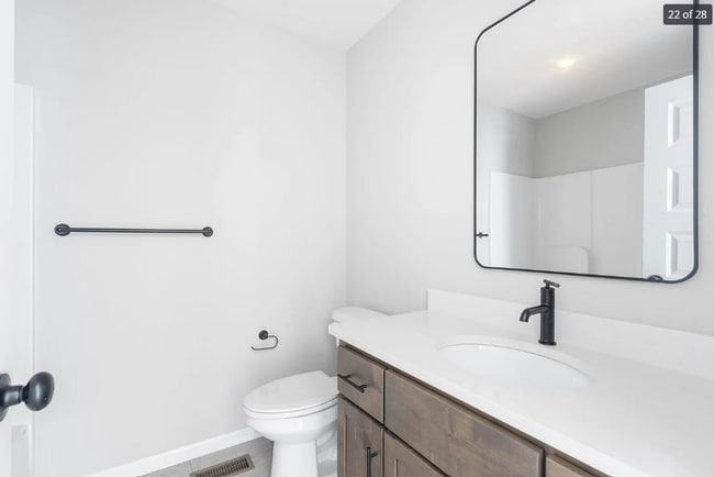 Foto del edificio - GORGEOUS 4 BED 2 BATH