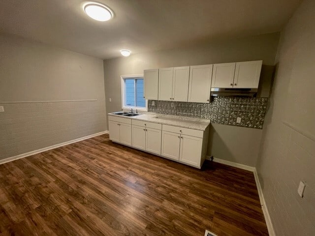 Kitchen - 47 Fredro St